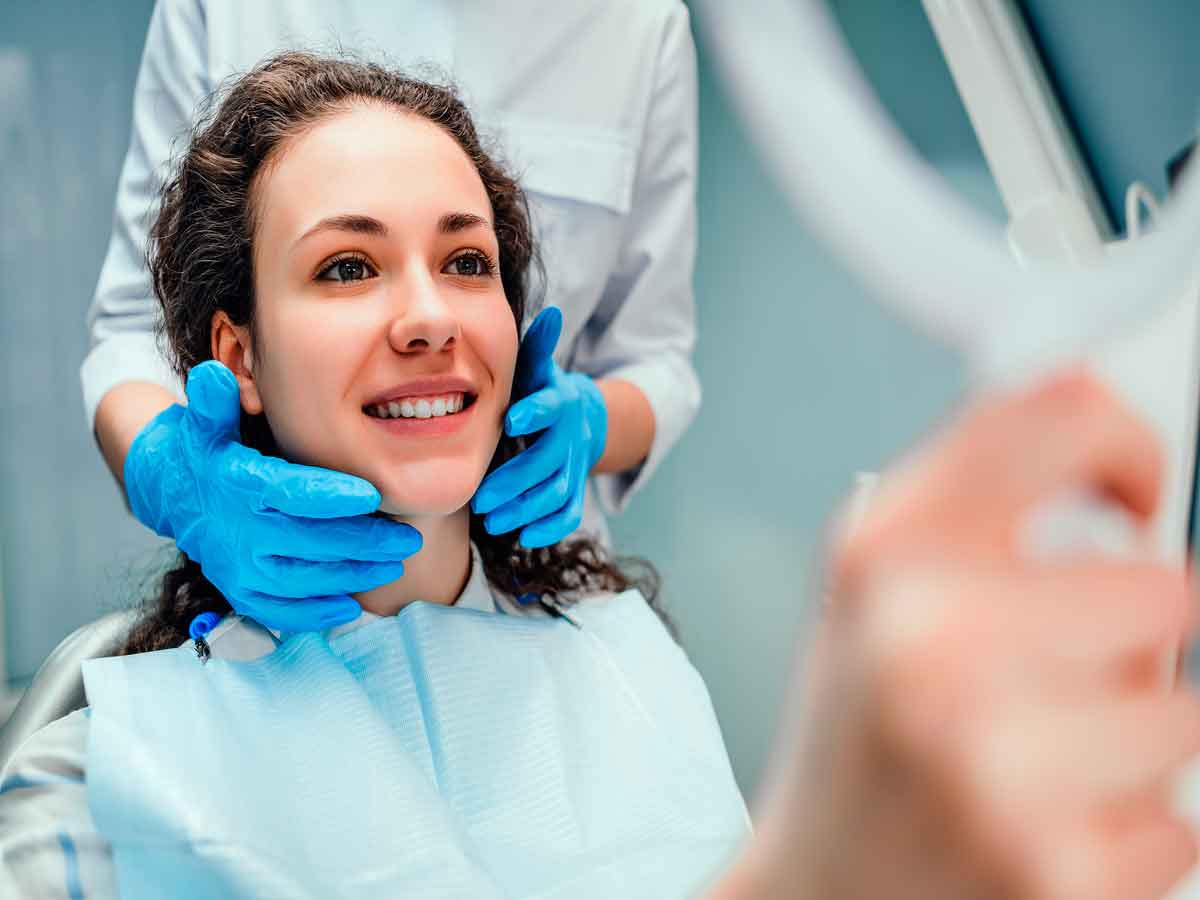 Clearwater Dentists' Guide On Veneer Procedures